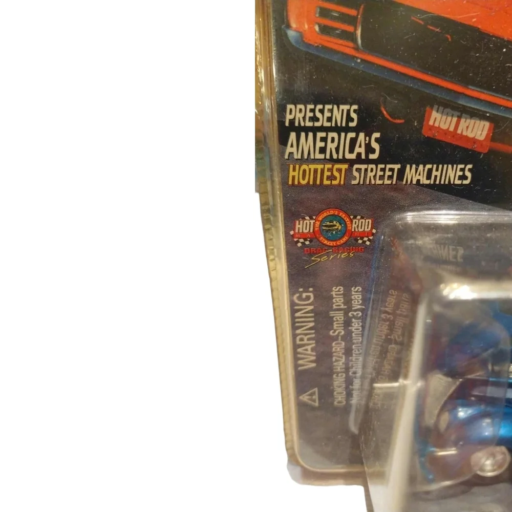 Racing Champions Hot Rod Magazine 1937 Ford Convertible die-cast car!